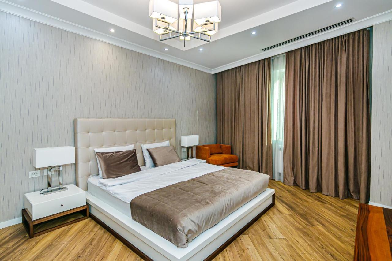 Isr Baku Family Hotel Apartment 4 Bedroom 외부 사진