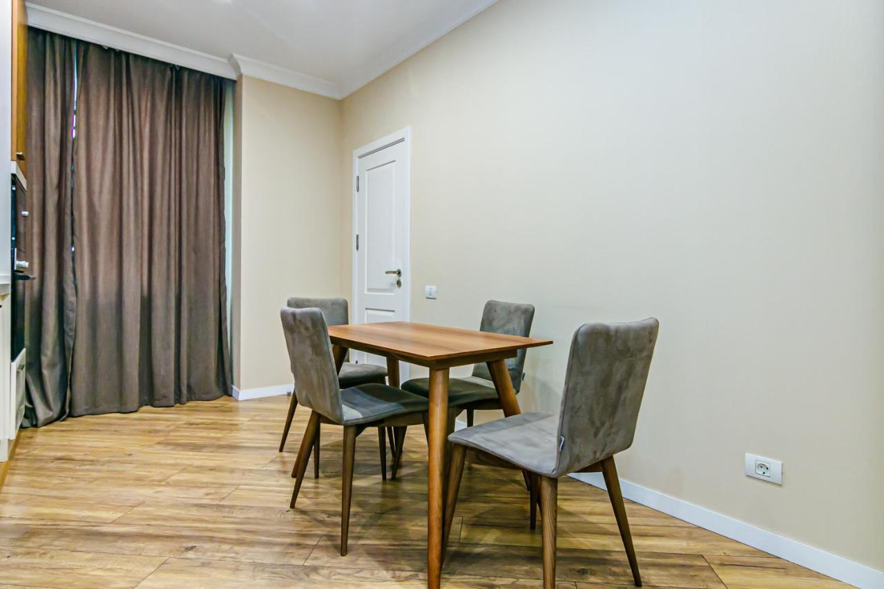 Isr Baku Family Hotel Apartment 4 Bedroom 외부 사진