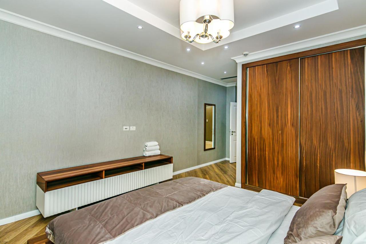 Isr Baku Family Hotel Apartment 4 Bedroom 외부 사진