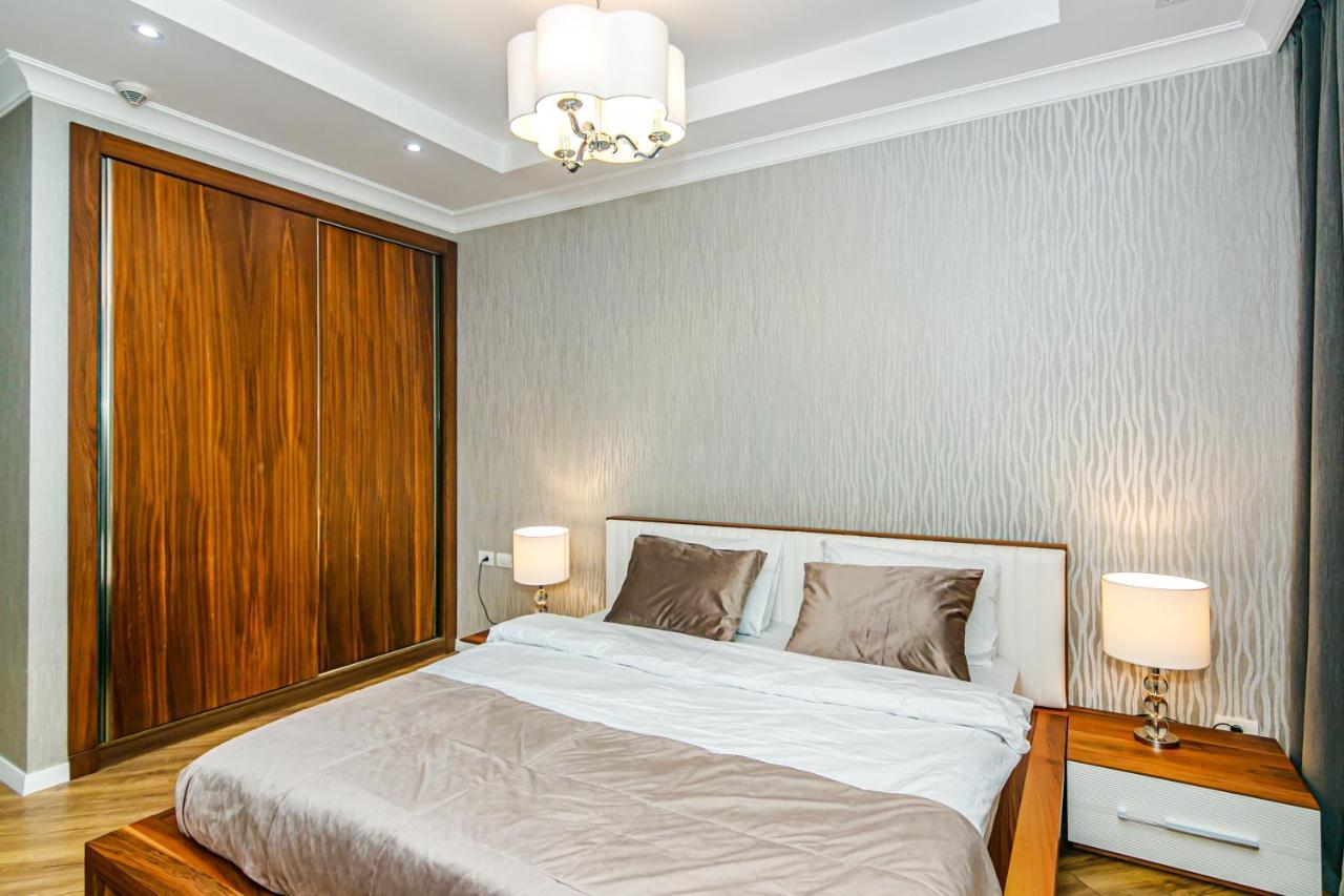 Isr Baku Family Hotel Apartment 4 Bedroom 외부 사진